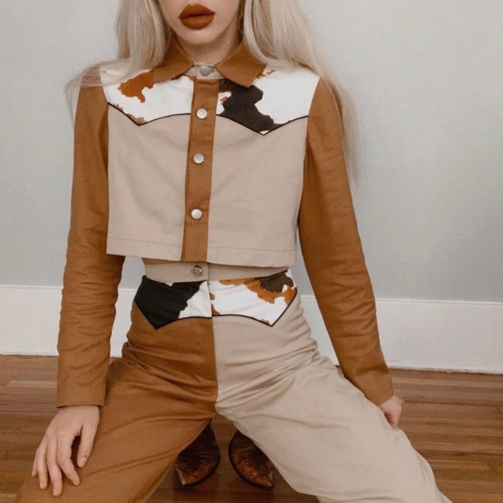 Two tone western cowprint top